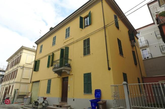 Parma: Bilocale A Due Passi Dal Centro Storico Apartment ภายนอก รูปภาพ